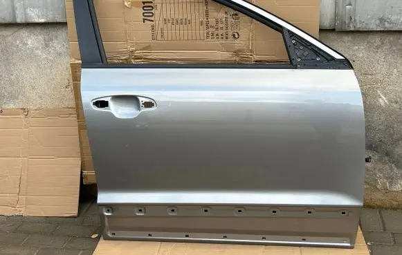 KIA Niro Front door
