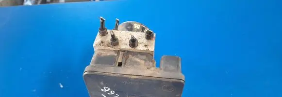 Audi A3 S3 8L ABS Pump 1j0614517E