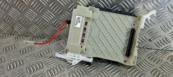 Toyota Corolla E210 E21 Fuse module 63589313