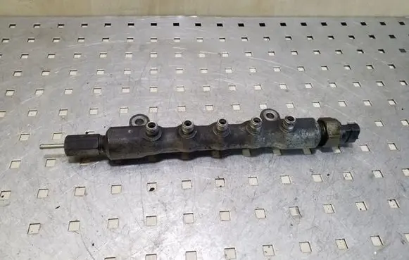 Toyota RAV 4 (XA30) Fuel main line pipe 8945871010