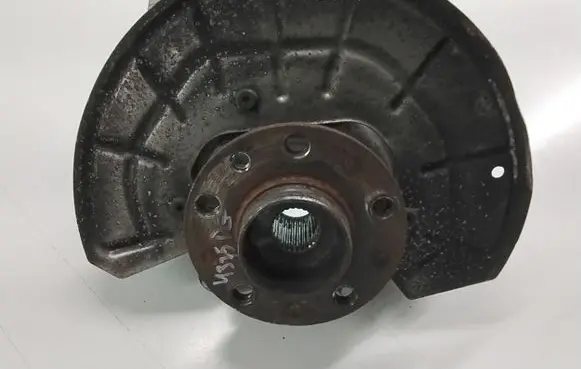 Alfa Romeo Giulia Rear wheel hub DX196