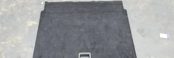 Parcel shelf