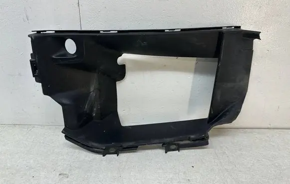 Porsche Cayenne (9Y0 9Y3) Intercooler air guide/duct channel 9Y0807161N 9Y0807161