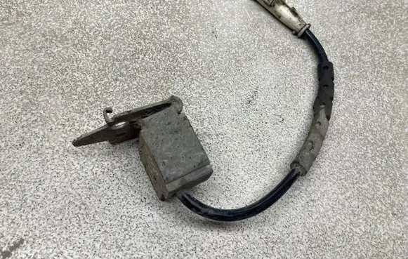 Opel Insignia A Sensor 13310290