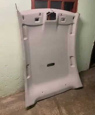 Ford Focus Headlining 8C60827