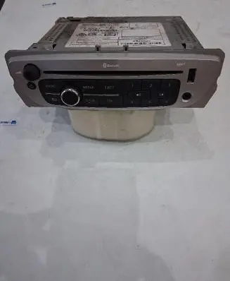 Renault Megane III Radio/CD/DVD/GPS head unit 281158023R