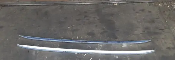 Roof bar rail