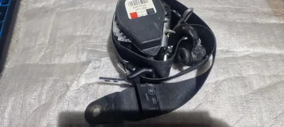 Ford S-MAX Front seatbelt 605274100 004L000