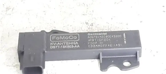 Ford Focus Aerial antenna amplifier A2C80045200 7D0701 032AA0774E1491