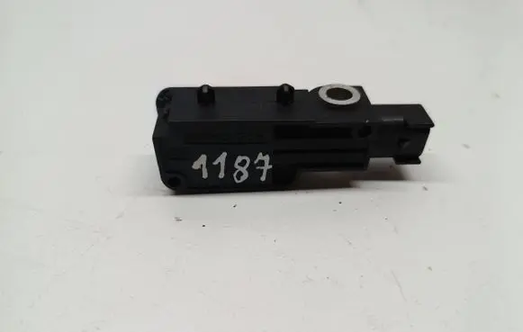 Ford Mondeo Mk III Airbag deployment crash/impact sensor 1S7T14B342AD