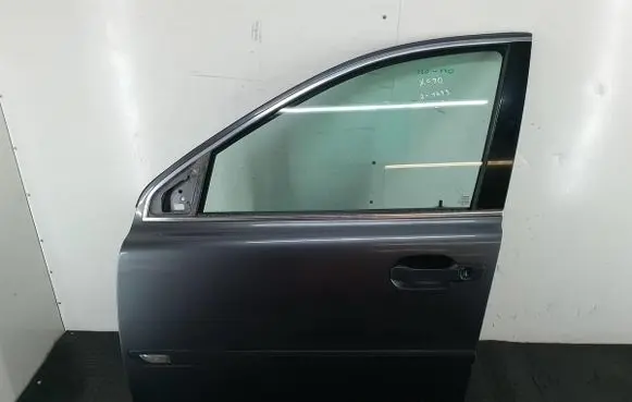 Volvo XC90 Front door