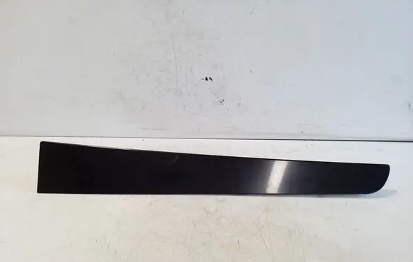 Iveco Daily 6th gen Other front door trim element 5801627261
