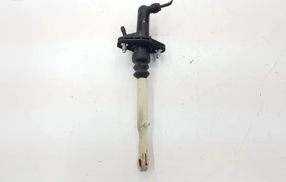Volvo V70 Clutch master cylinder 30777995