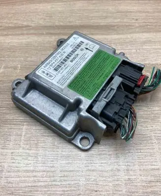 Mazda 3 I Airbag control unit/module BP4K57K30B 0285001453