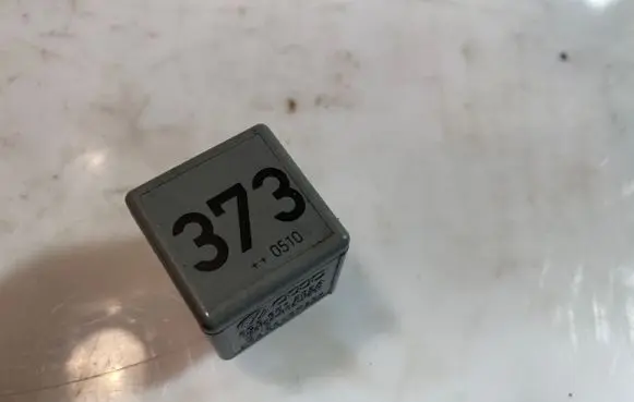 Audi A6 S6 C6 4F Other relay 8D0951253A