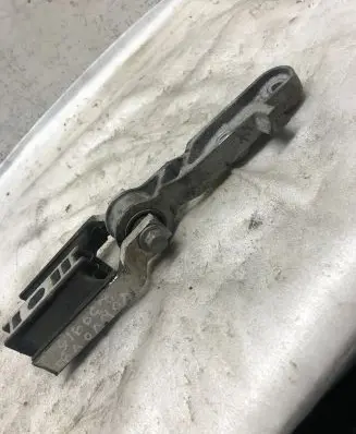 Volvo S90, V90 Gearbox mount 31359890