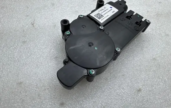 Tesla Model Y Other devices 149388000C 321344350595