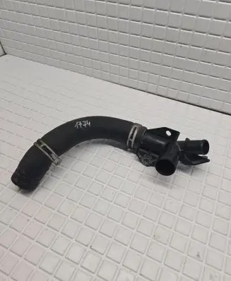 Peugeot 308 Engine coolant pipe/hose 9684589080 9671124980