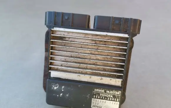 Toyota Corolla Verso E121 Fuel injection control unit/module 8987120050 1310001260
