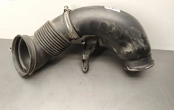 BMW 5 E60 E61 Air intake duct part 7803843 446323603 780154705