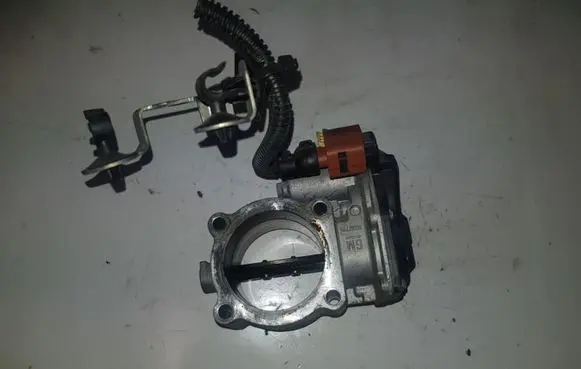 Opel Meriva B Engine shut-off valve 
