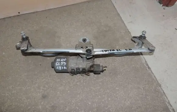 Seat Ibiza III (6L) Front wiper linkage and motor 6Q2955119A 0390241526