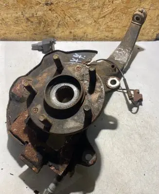Mazda 6 Front wheel hub