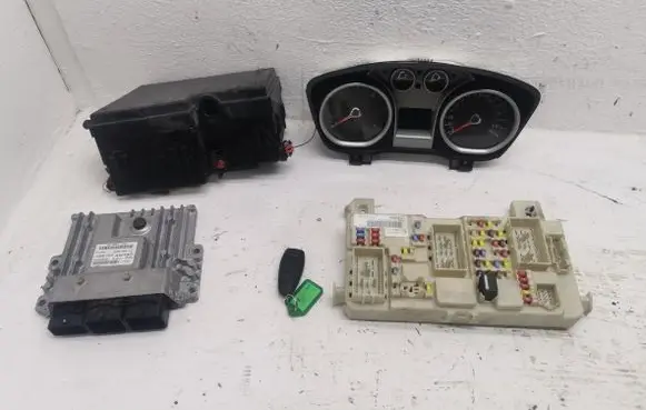 Ford Galaxy Engine ECU kit and lock set AV41-12650-CM