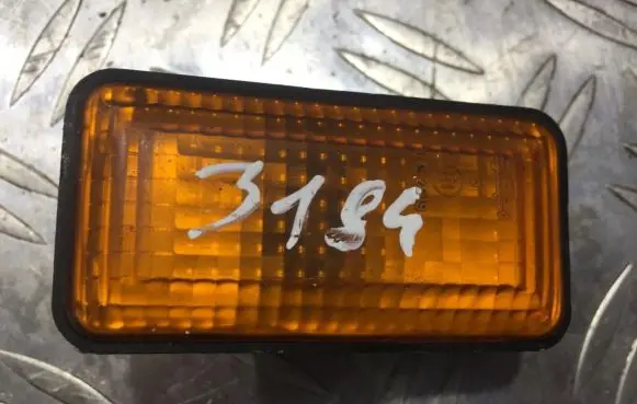 Volkswagen Golf III Front fender indicator light 1h0949117a