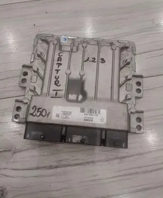 Renault Captur Engine control unit/module ECU 237105171R