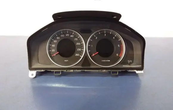 Volvo S60 Speedometer (instrument cluster) 31343323AA