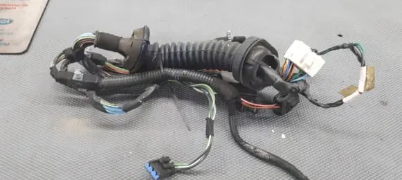 Chrysler PT Cruiser Front door wiring loom