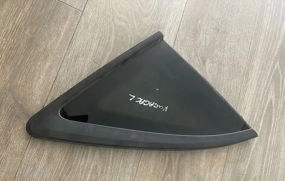 Ford Kuga III Rear side window XXGV