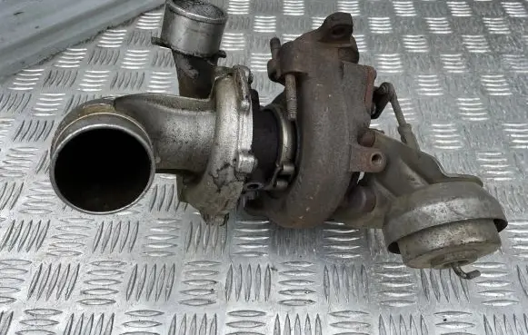 Toyota Corolla Verso AR10 Turbo 0a0466