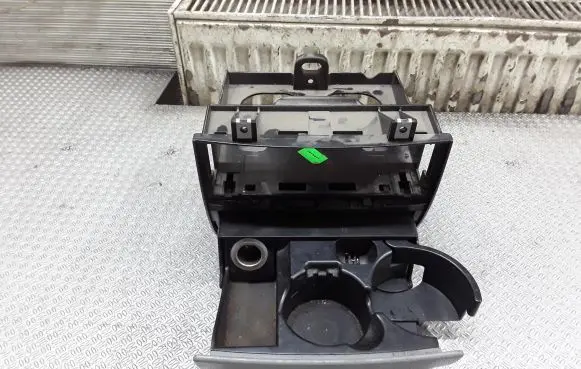 Car ashtray