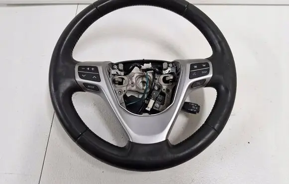 Toyota Corolla Verso AR10 Steering wheel 45100-0F471