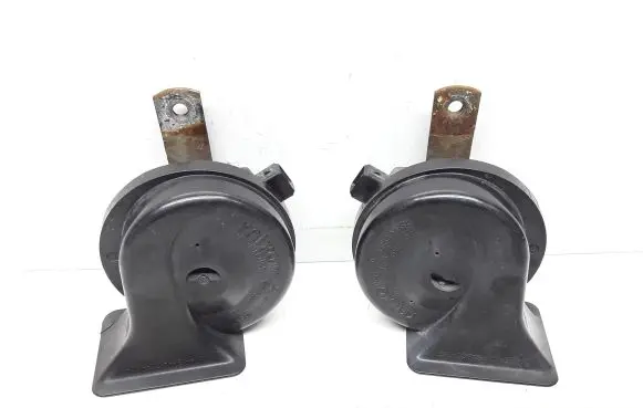 Volvo S70 V70 V70 XC Horn signal E200884