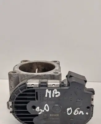 Mercedes-Benz E W211 Throttle valve A6420900070 0DK0034K