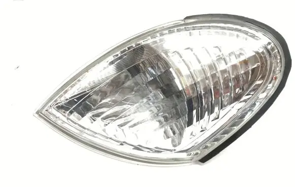 Nissan Almera N16 Front indicator light 185821B