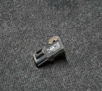 Ford Mondeo Mk III Air pressure sensor