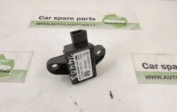 Mercedes-Benz ML W164 Airbag deployment crash/impact sensor 0038212751 A0038212751