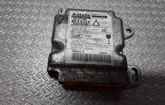 Renault Laguna I Airbag control unit/module 550804400 8200018830B