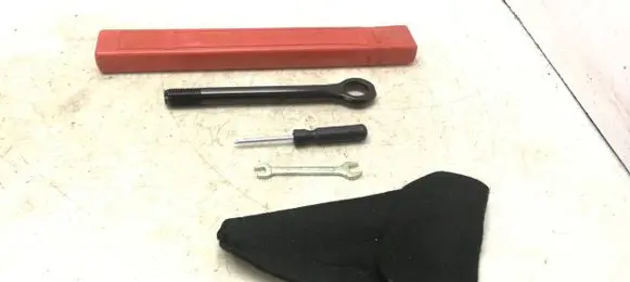 KIA Sportage Tool set 27R032736