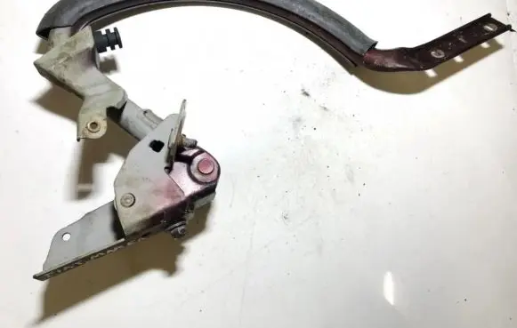 Fiat Marea Tailgate/trunk/boot hinge