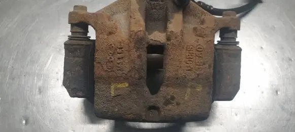 KIA Sportage Front brake caliper