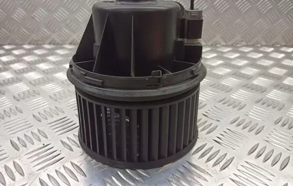 Ford Focus Front door blower motor 3M5H-18456-AD