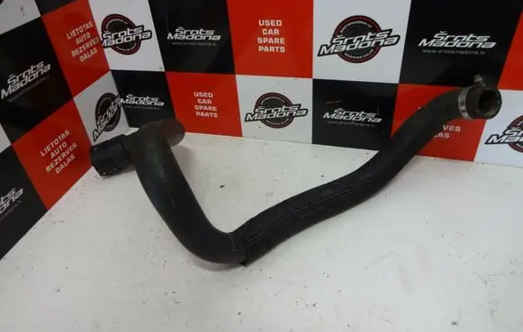 Engine coolant pipe/hose