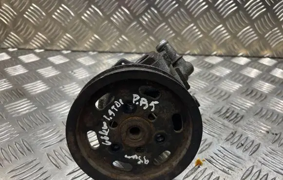 Volkswagen PASSAT B5 Power steering pump