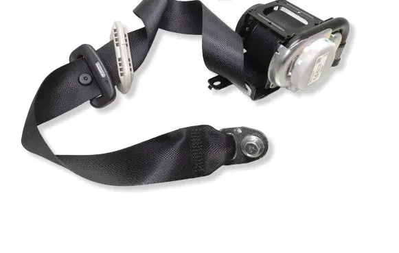 Nissan Leaf II (ZE1) Rear seatbelt 638265301K 640768100G 7002B022204