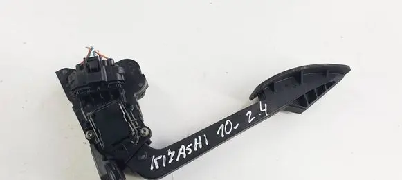 Suzuki Kizashi Accelerator throttle pedal 